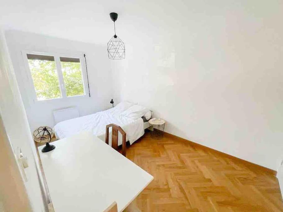 Appartement Spacieux Avec Parking Gratuit Sète Esterno foto