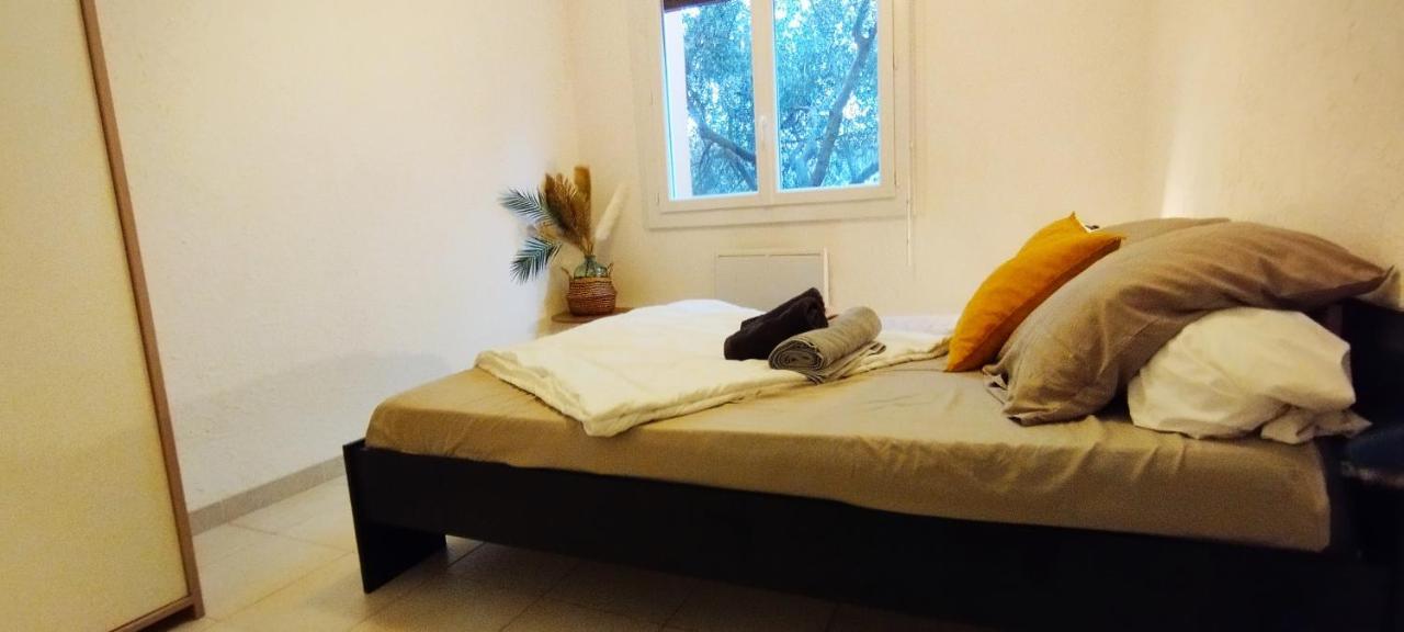 Appartement Spacieux Avec Parking Gratuit Sète Esterno foto