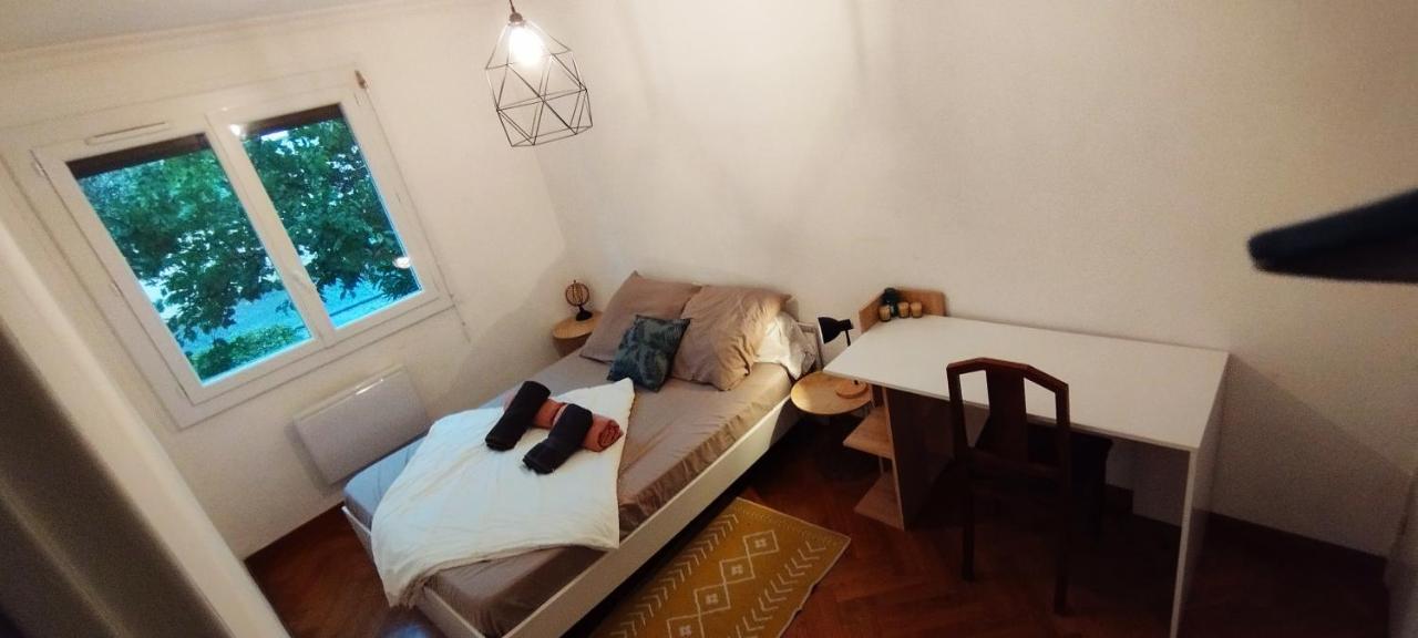 Appartement Spacieux Avec Parking Gratuit Sète Esterno foto