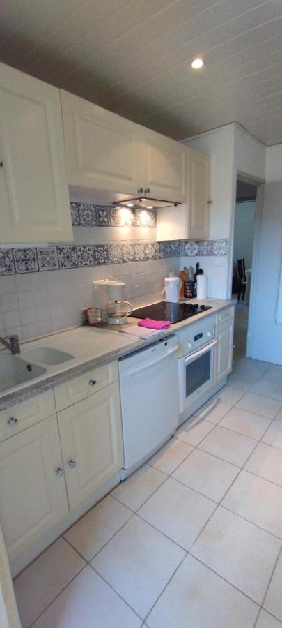 Appartement Spacieux Avec Parking Gratuit Sète Esterno foto